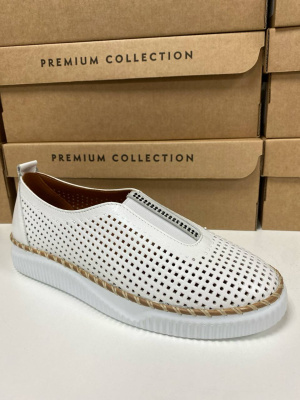Слипоны женские Benito GL0008- фото 1 - интернет-магазин обуви Pratik