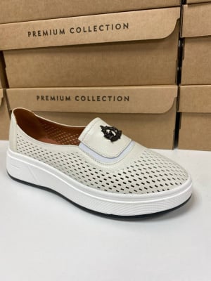 Слипоны женские Benito GL0153- фото 1 - интернет-магазин обуви Pratik
